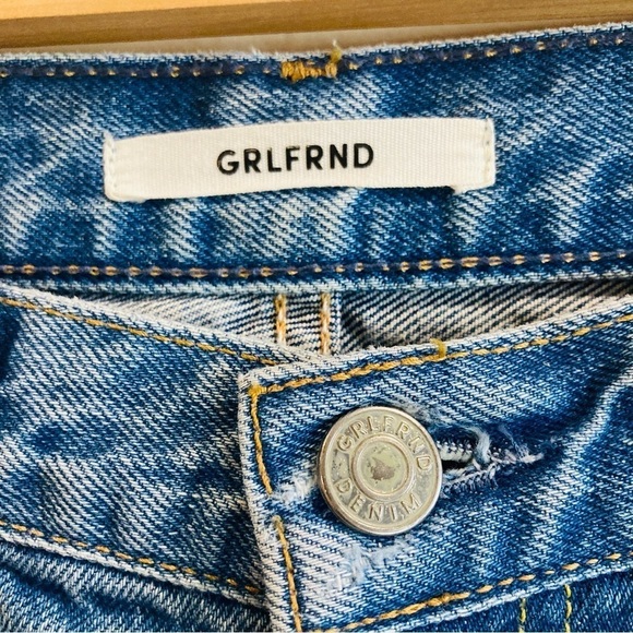 GRLFND SZ 28 Karolina Button Fly Distressed Raw Hem Light Wash Jeans - Picture 3 of 16